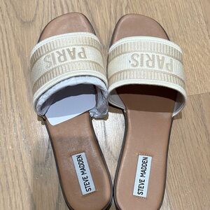 Brand New in Box “Paris” Steve Madden Tan and Cream Slide Sandals